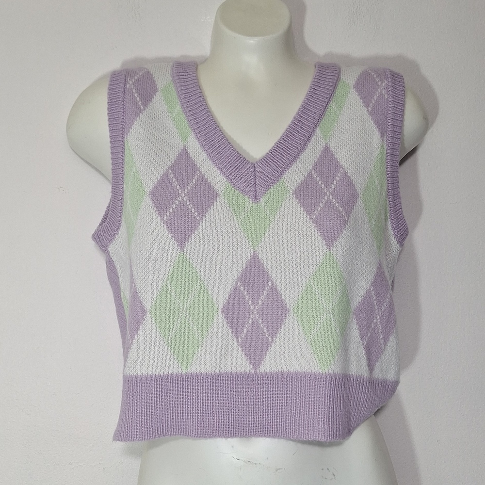 Jolie & Joy Lavender and White Argyle V-Neck Sweater Vest